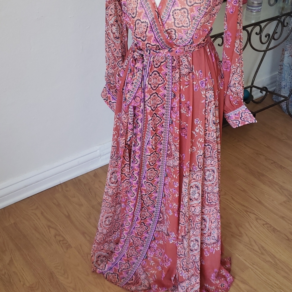 Maxi Dress - Picture 4 of 8